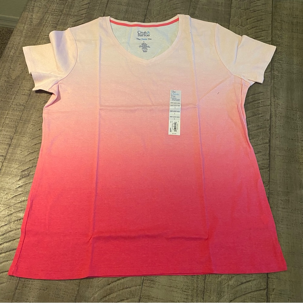 NEW Women’s Classic Tee ✨